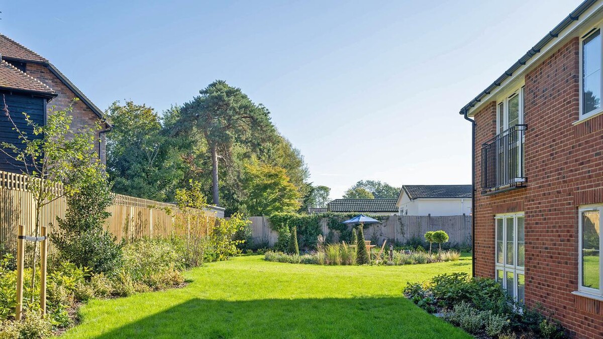 Images Churchill Living