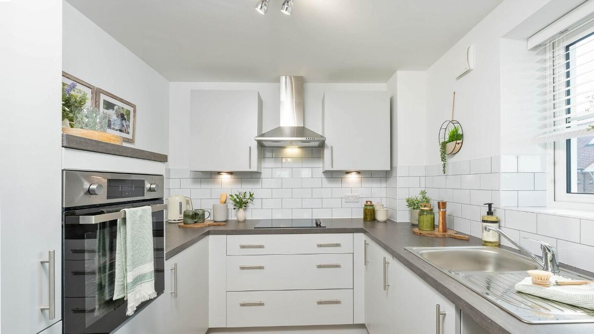 Images Churchill Living