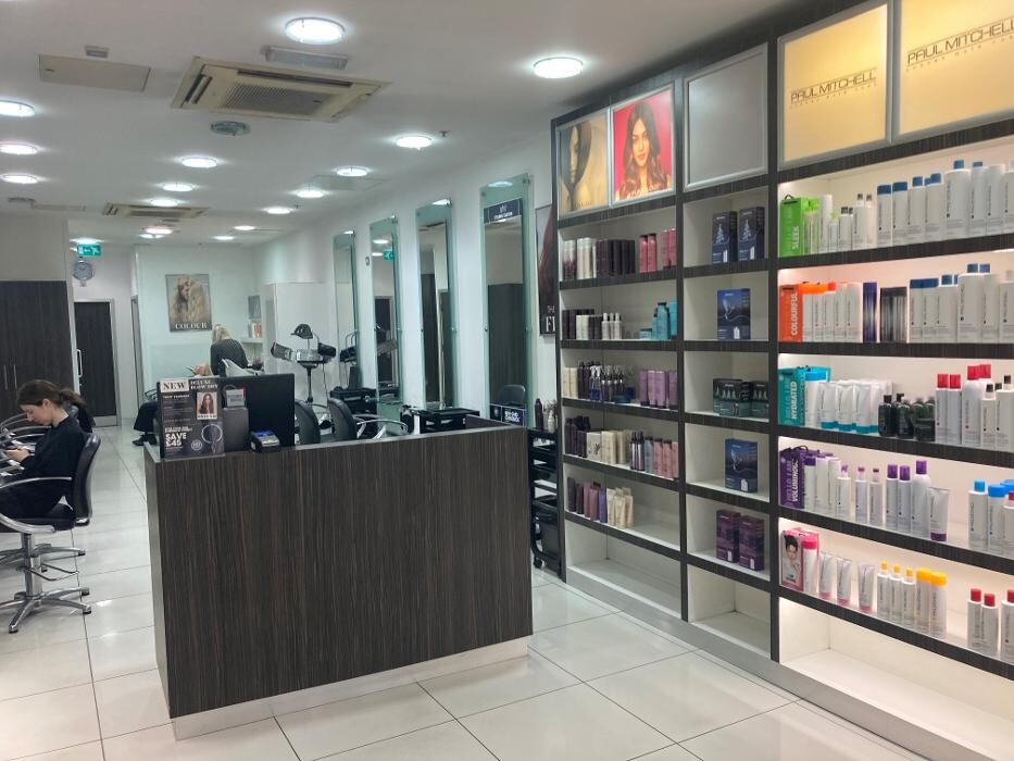 Images Regis Salon Putney