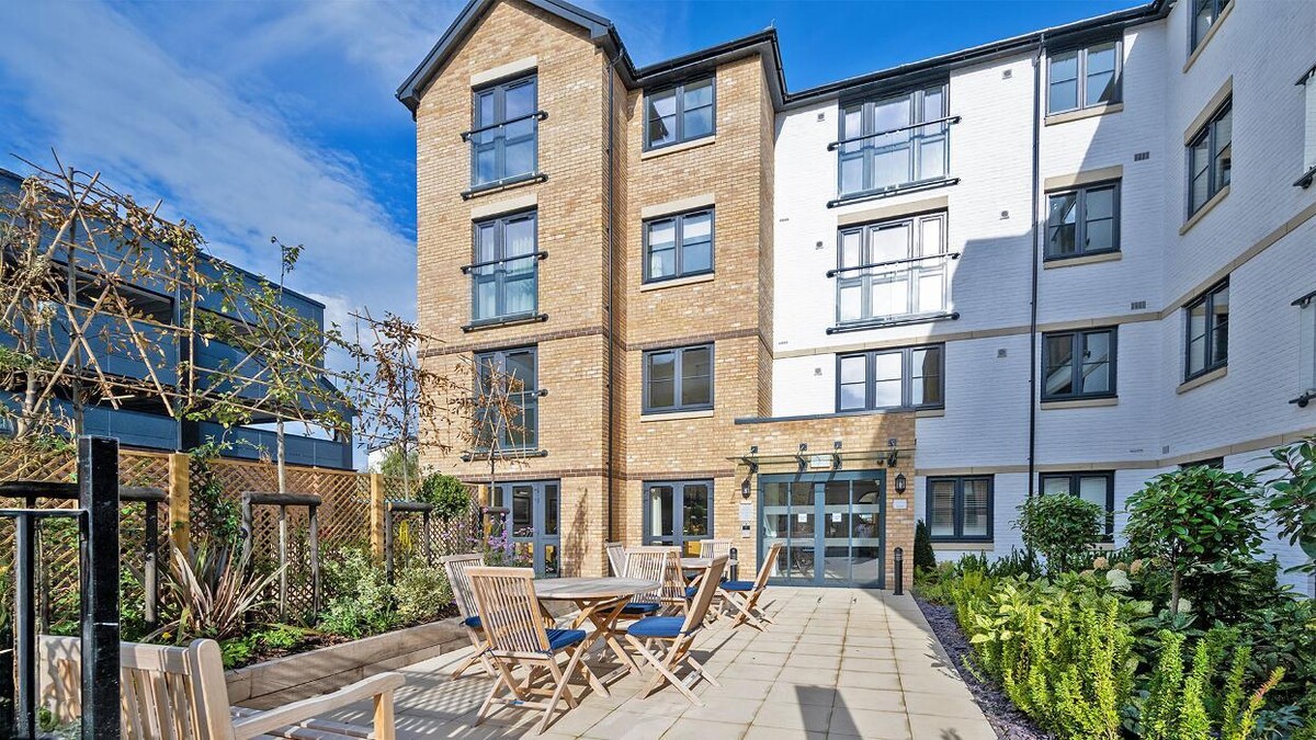 Images Churchill Living