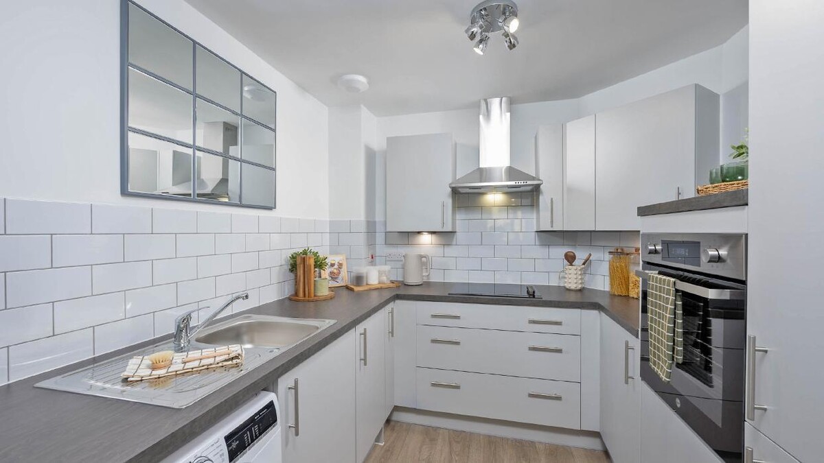 Images Churchill Living