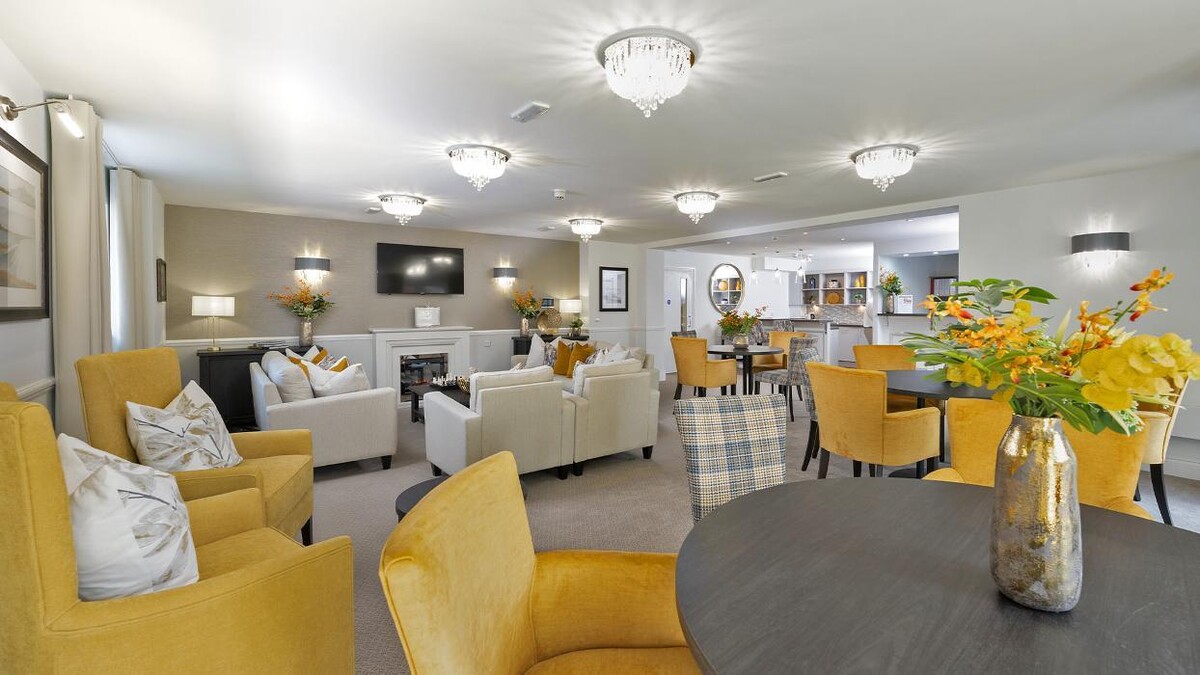 Images Churchill Living