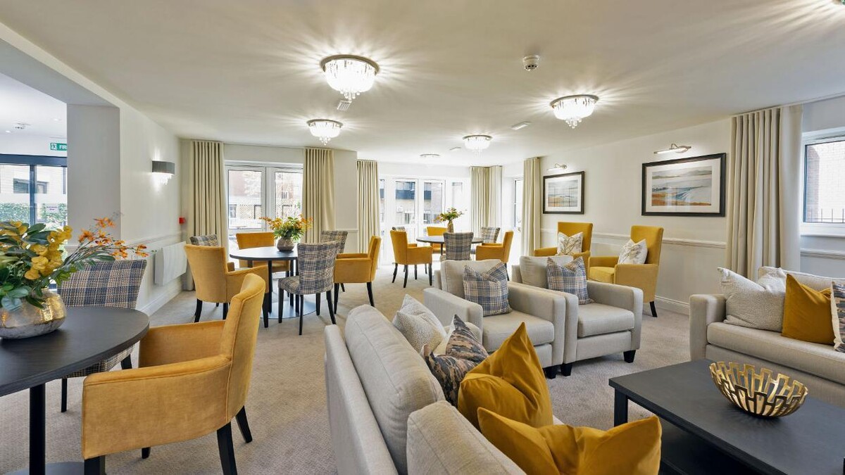 Images Churchill Living