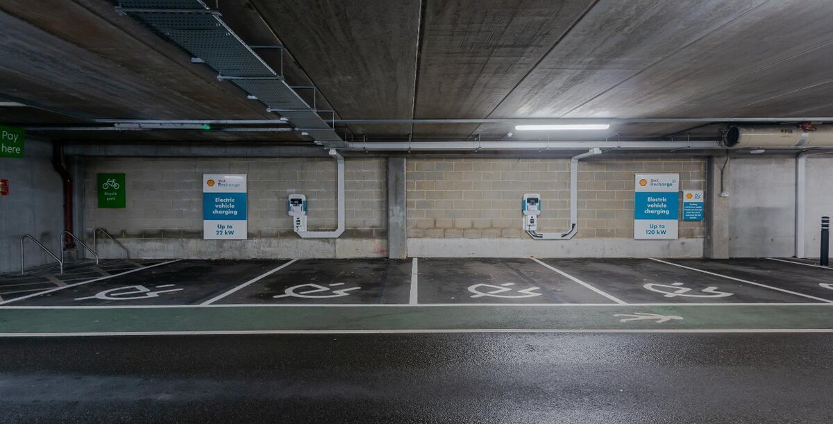 Images Shell Recharge Charging Station