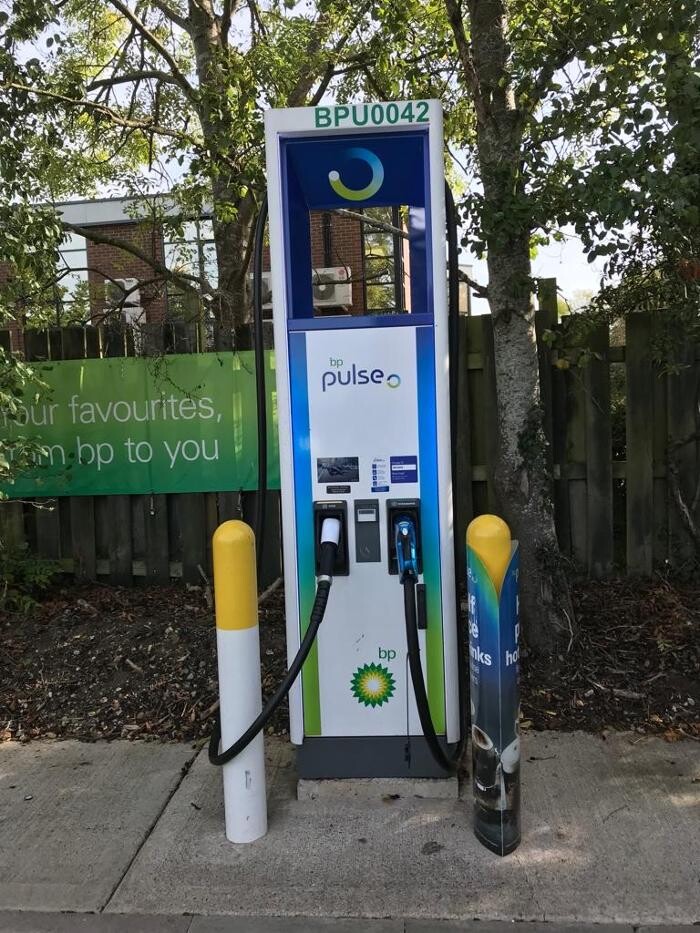 Images bp pulse Charging Station