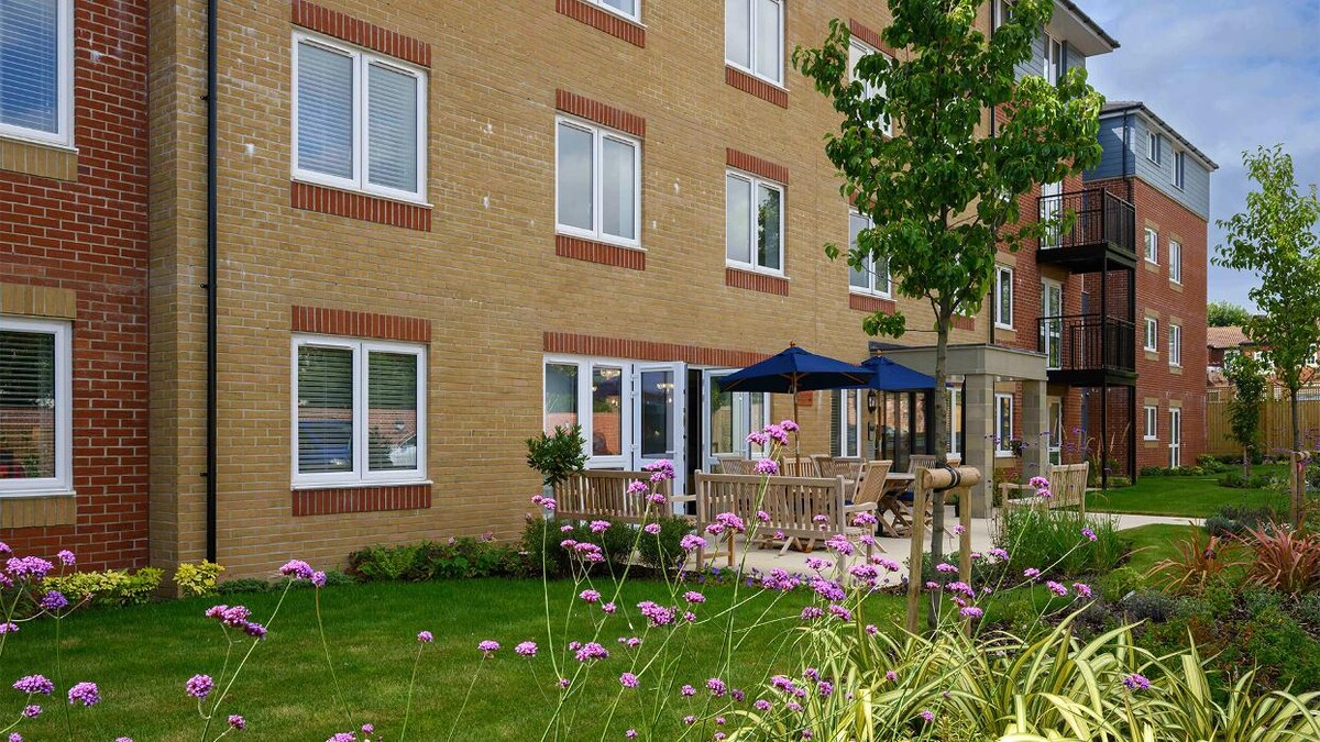 Images Churchill Living