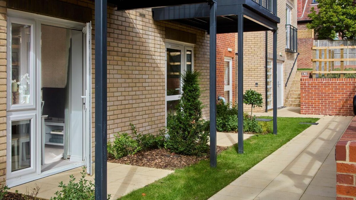 Images Churchill Living