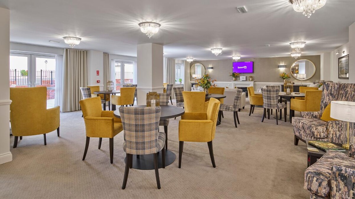 Images Churchill Living