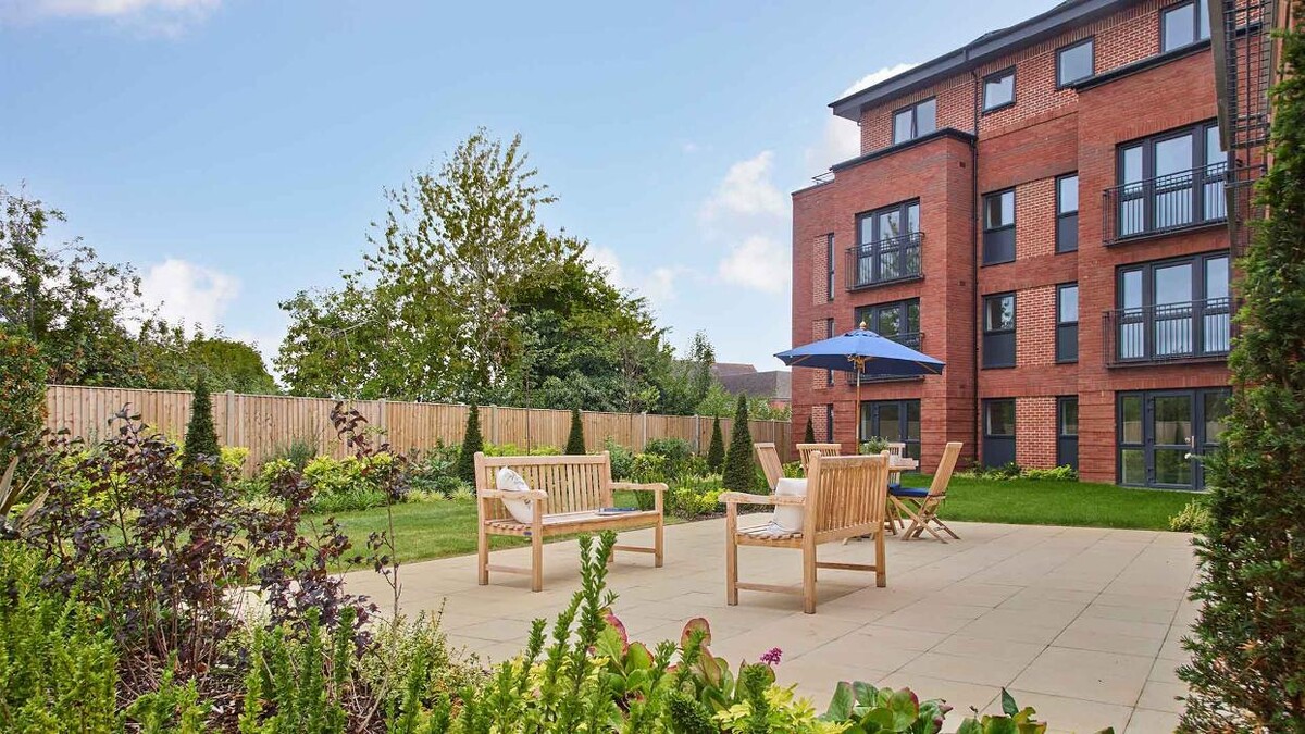 Images Churchill Living