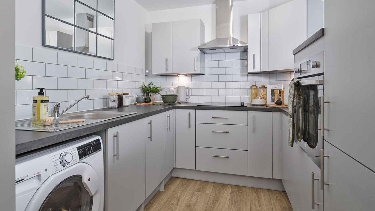 Images Churchill Living