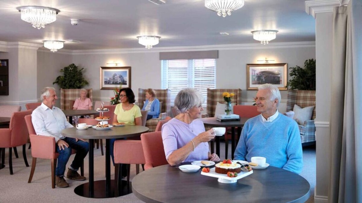 Images Churchill Retirement Living