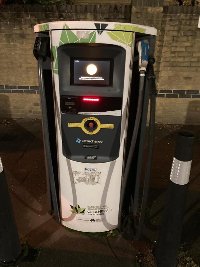 Images bp pulse Charging Station