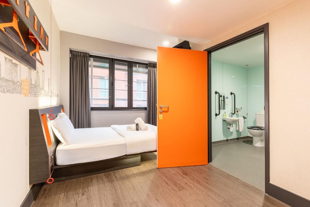 Images easyHotel Birmingham City Centre