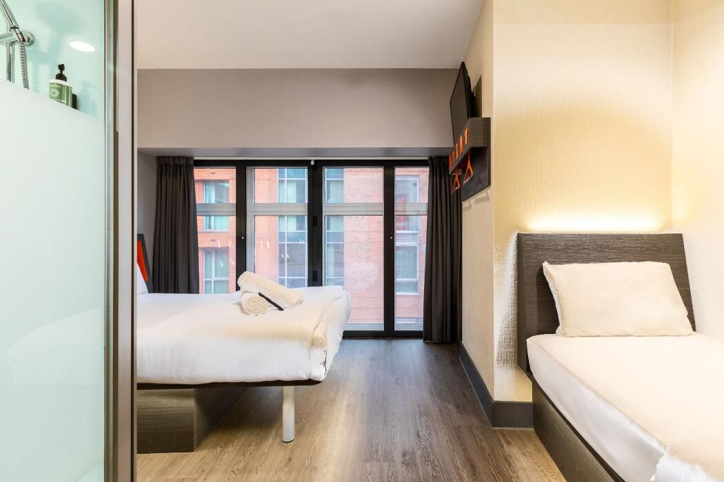 Images easyHotel Birmingham City Centre