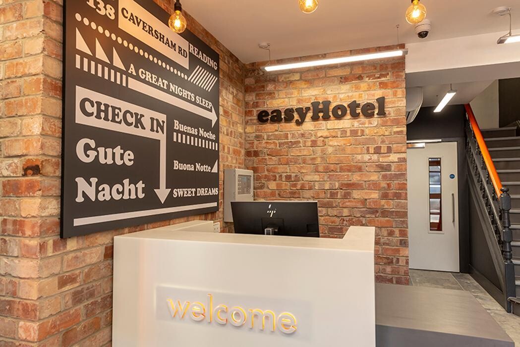 Images easyHotel Reading