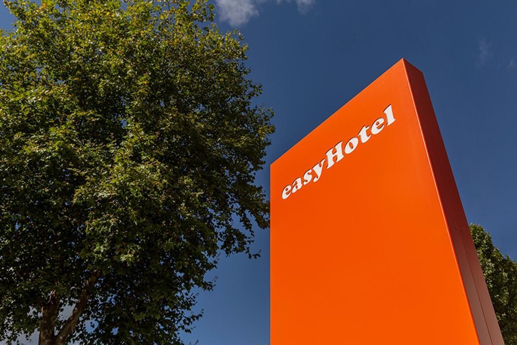 Images easyHotel Reading
