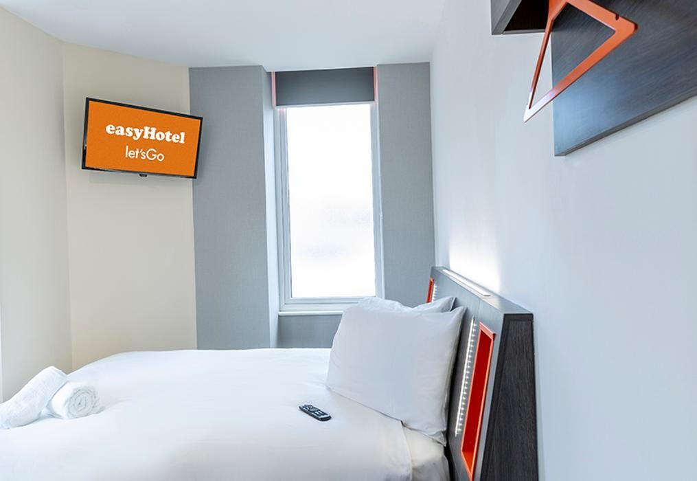 Images easyHotel Reading