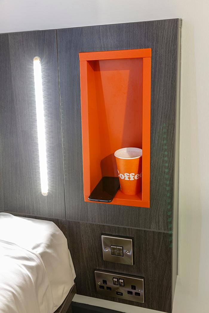 Images easyHotel Reading