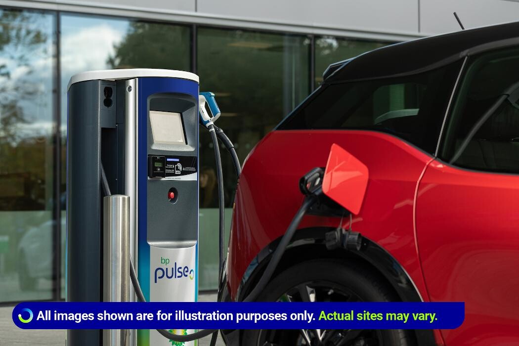 Images bp pulse Charging Station