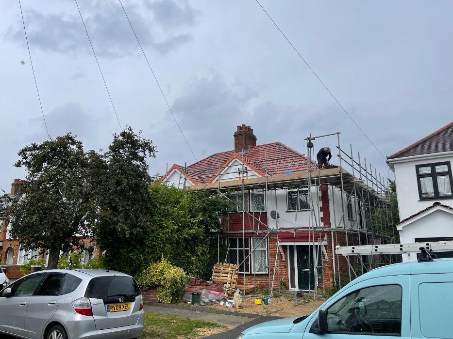 Images HEATHROW ROOFING AND BUILDING SERVICES LTD
