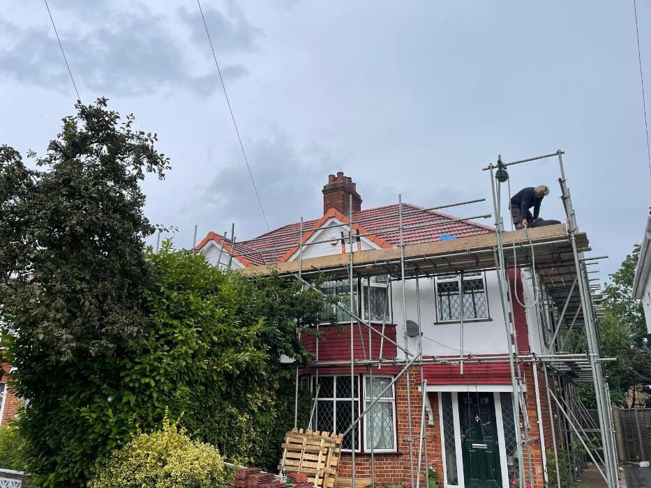 Images HEATHROW ROOFING AND BUILDING SERVICES LTD