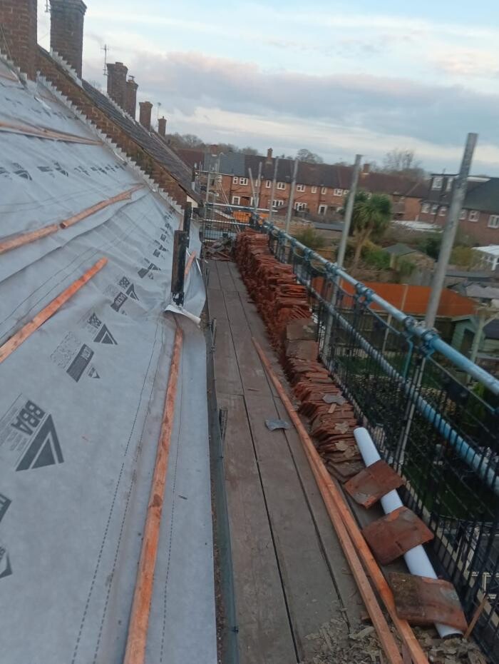 Images HEATHROW ROOFING AND BUILDING SERVICES LTD