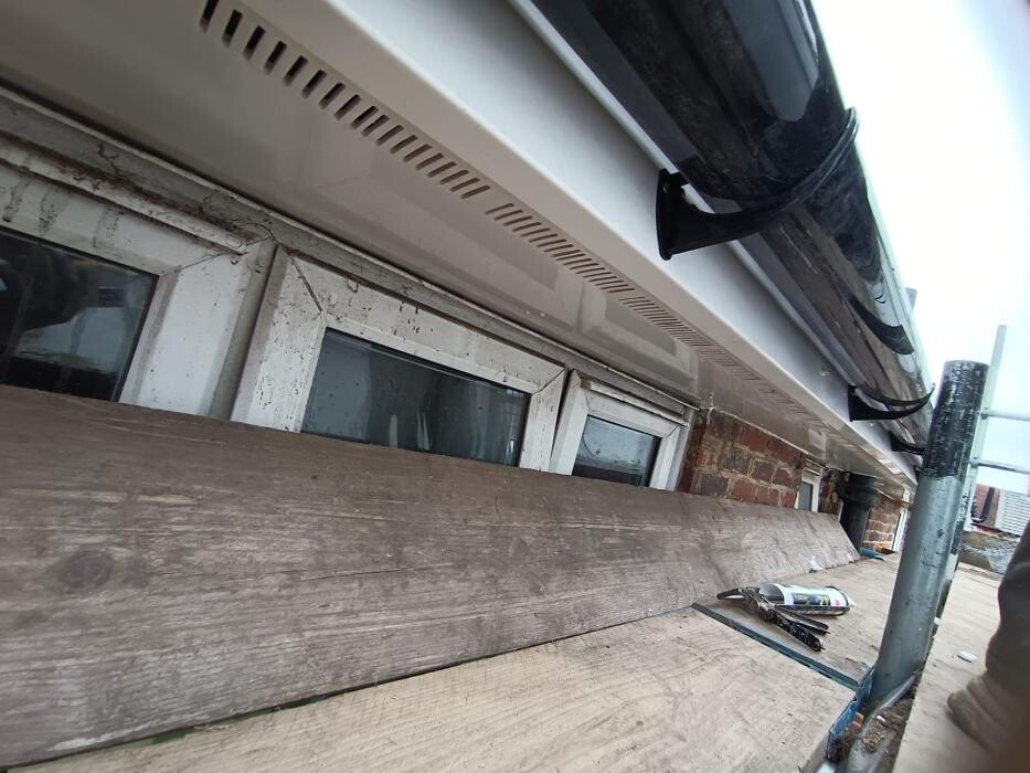 Images HEATHROW ROOFING AND BUILDING SERVICES LTD