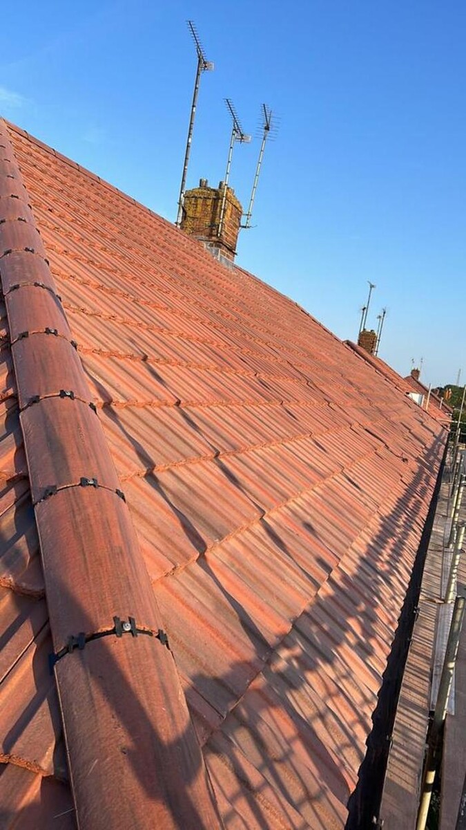 Images HEATHROW ROOFING AND BUILDING SERVICES LTD