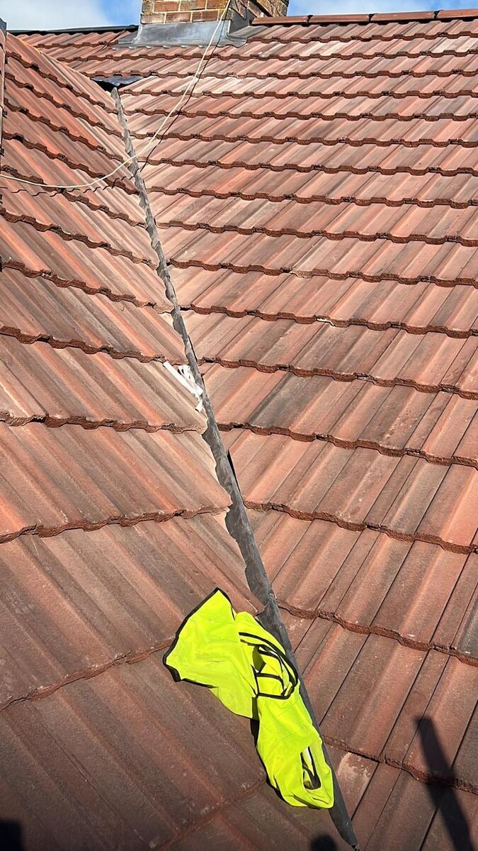 Images HEATHROW ROOFING AND BUILDING SERVICES LTD