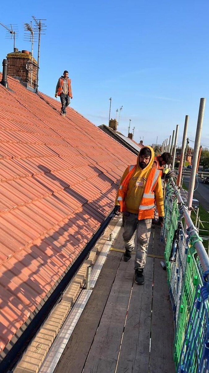 Images HEATHROW ROOFING AND BUILDING SERVICES LTD