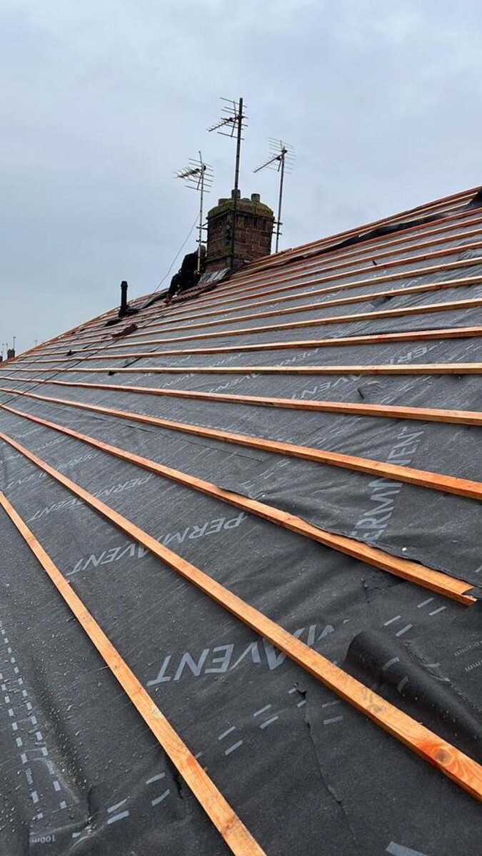 Images HEATHROW ROOFING AND BUILDING SERVICES LTD