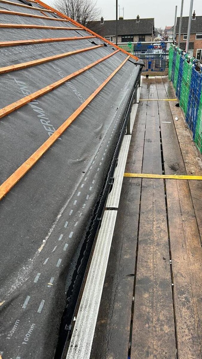 Images HEATHROW ROOFING AND BUILDING SERVICES LTD