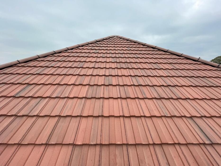 Images HEATHROW ROOFING AND BUILDING SERVICES LTD