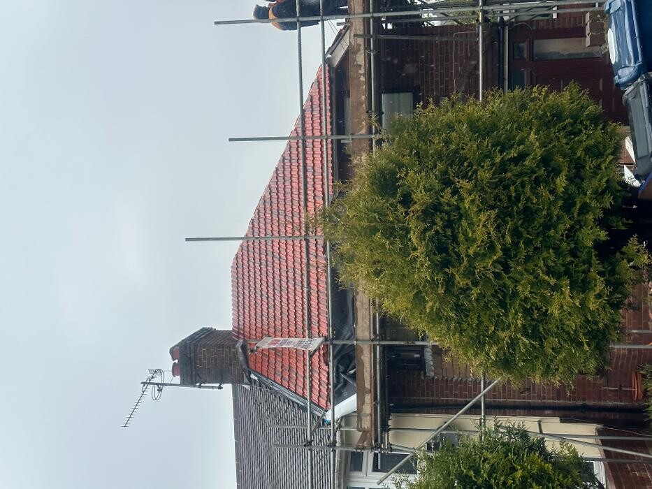 Images HEATHROW ROOFING AND BUILDING SERVICES LTD