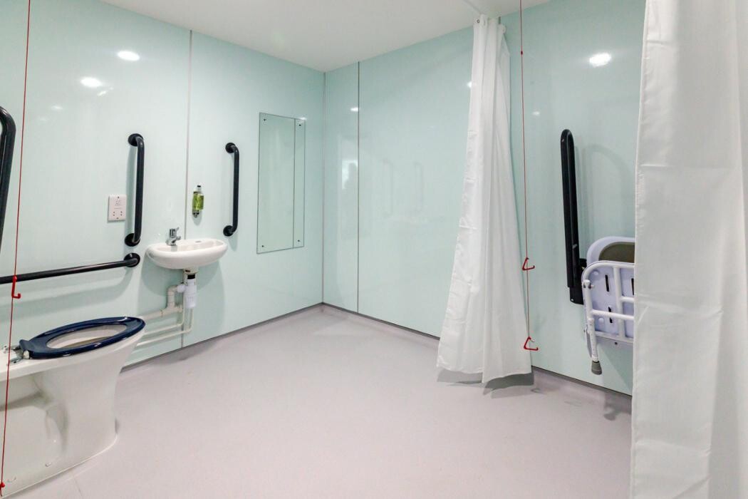 Images easyHotel Milton Keynes Central