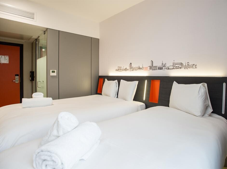 Images easyHotel Sheffield City Centre