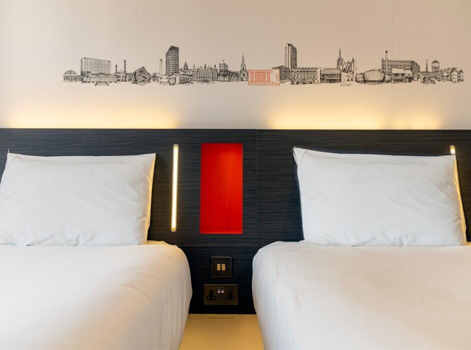 Images easyHotel Sheffield City Centre