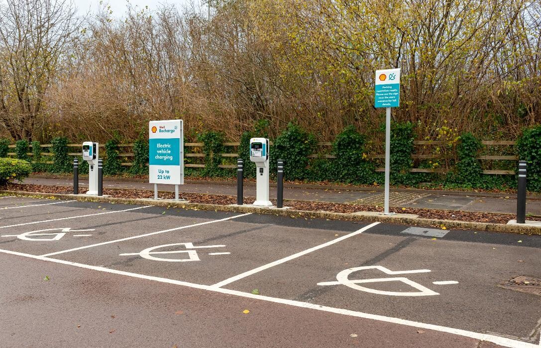 Images Shell Recharge Charging Station