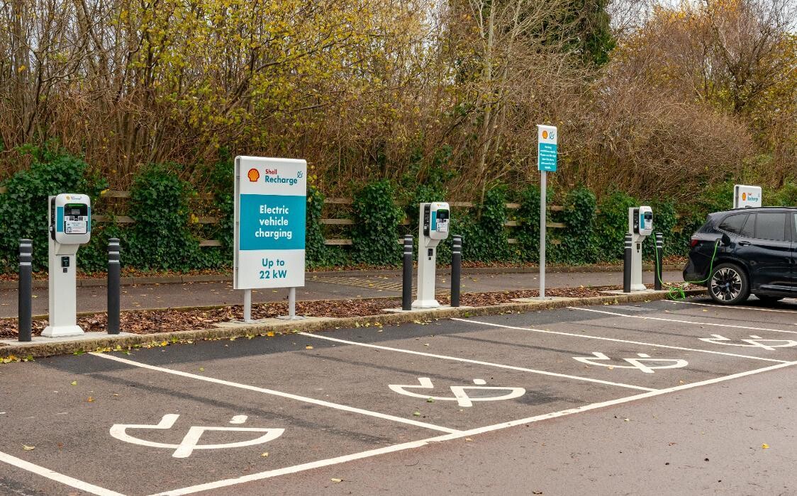 Images Shell Recharge Charging Station