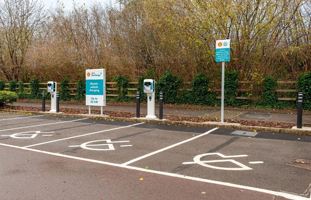 Images Shell Recharge Charging Station