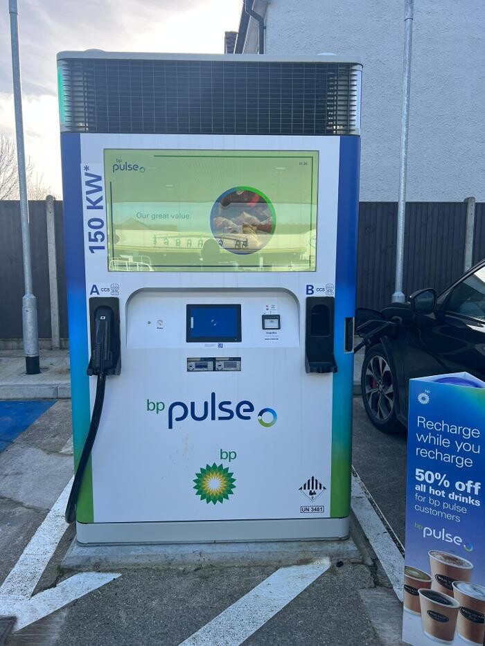 Images bp pulse Charging Station