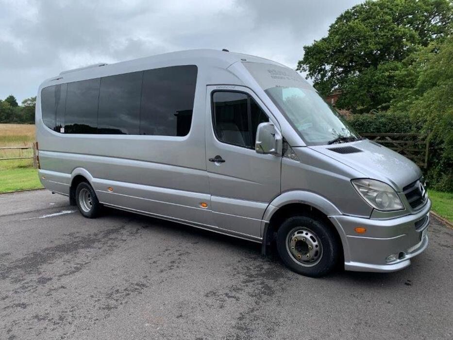 Images Limo Bus London