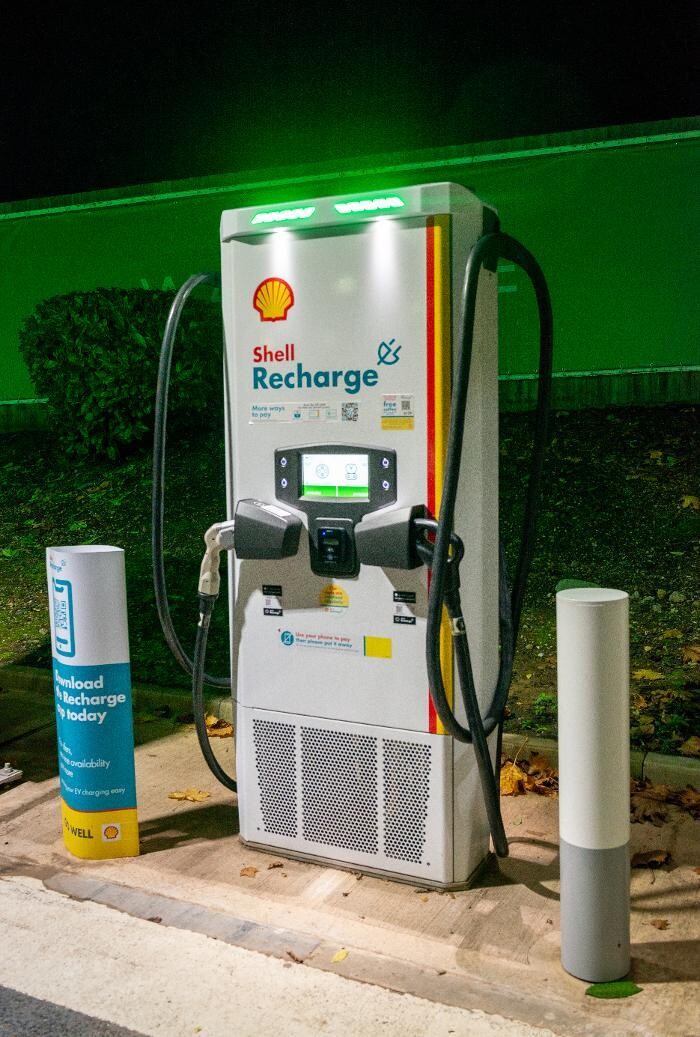 Images Shell Recharge Charging Station