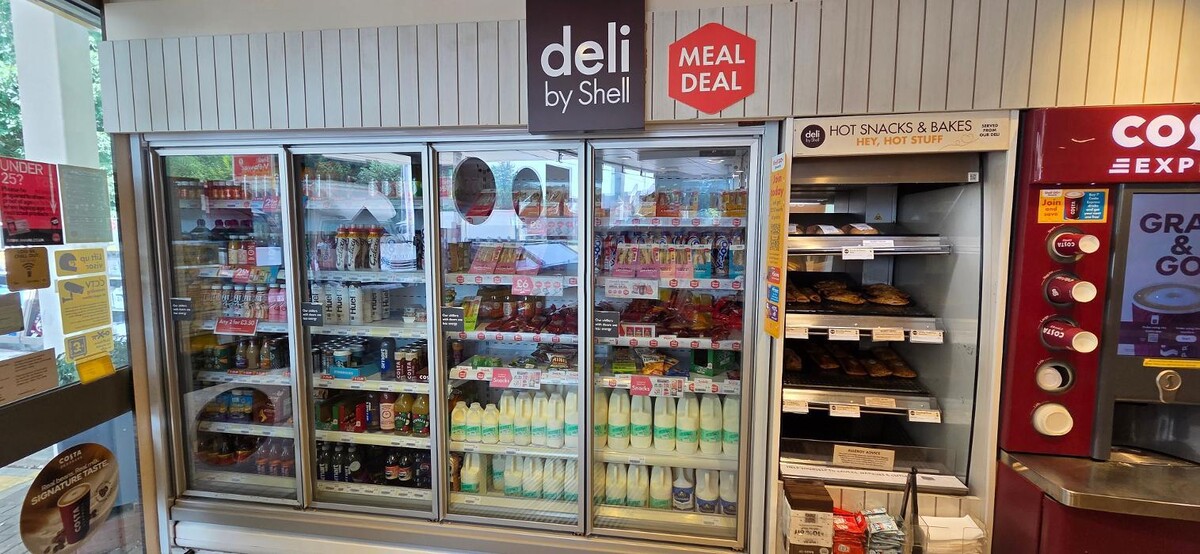 Images Shell Recharge Charging Station