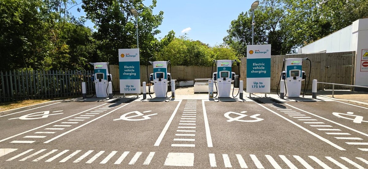 Images Shell Recharge Charging Station