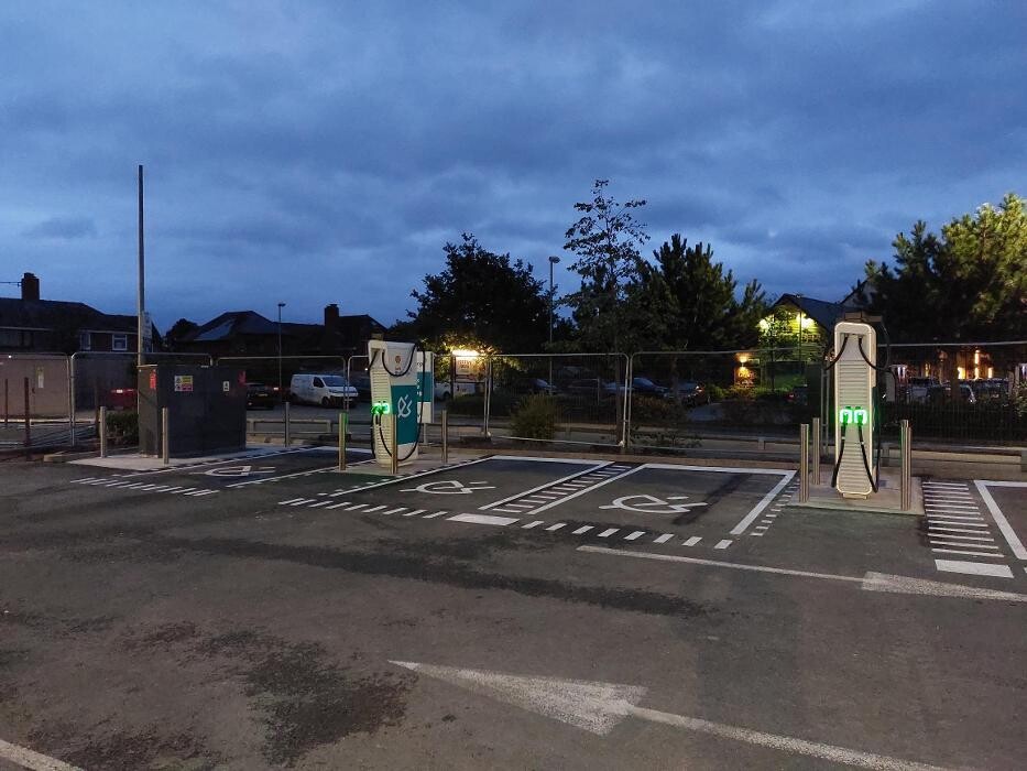 Images Shell Recharge Charging Station