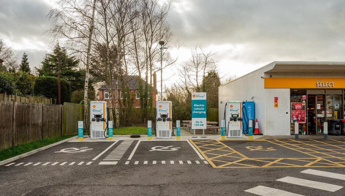Images Shell Recharge Charging Station