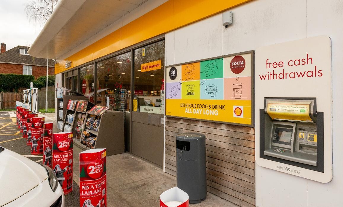 Images Shell Recharge Charging Station