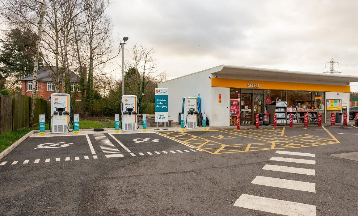 Images Shell Recharge Charging Station