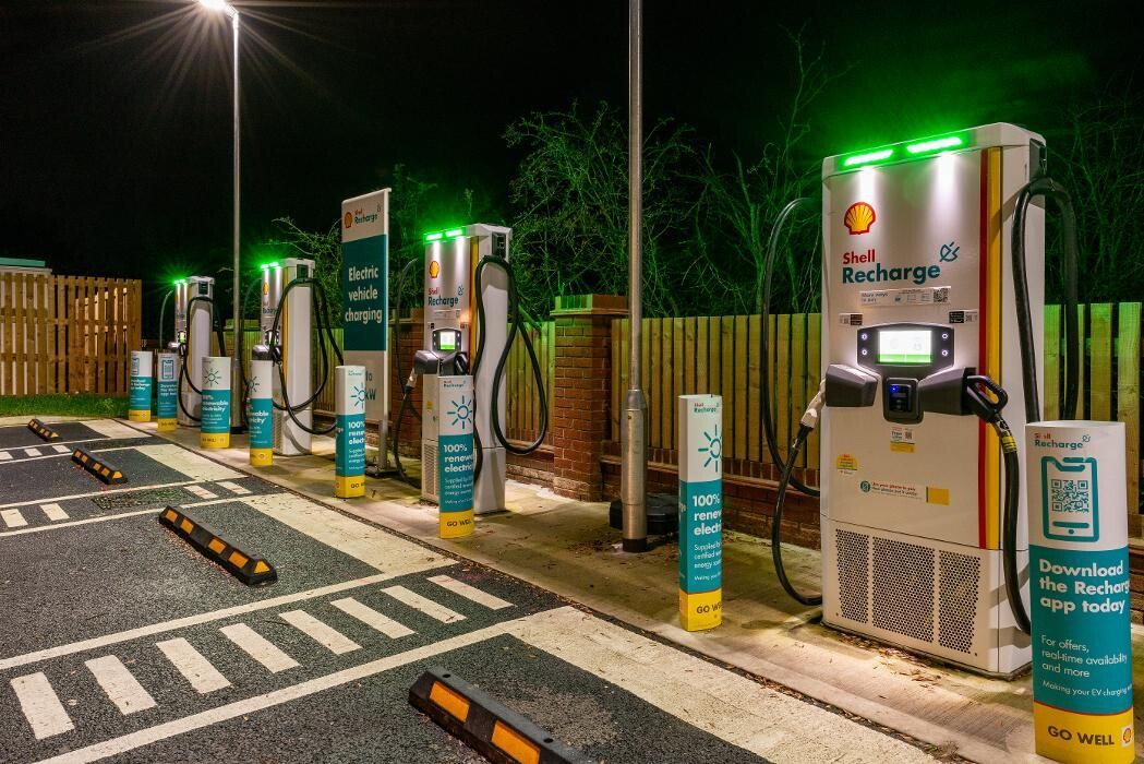 Images Shell Recharge Charging Station